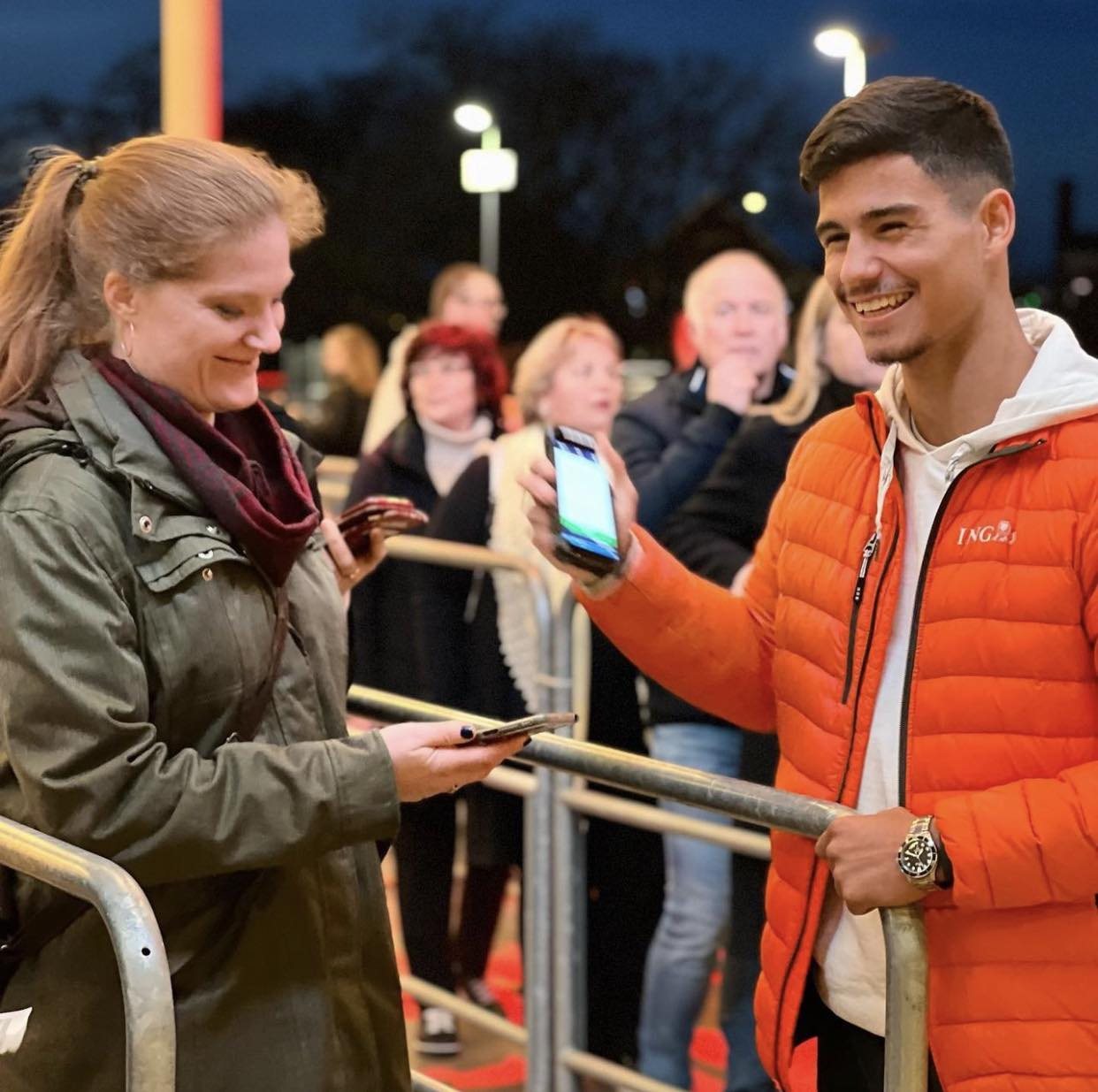 Ticketcontrole via mobiel aan de ingang van een evenement