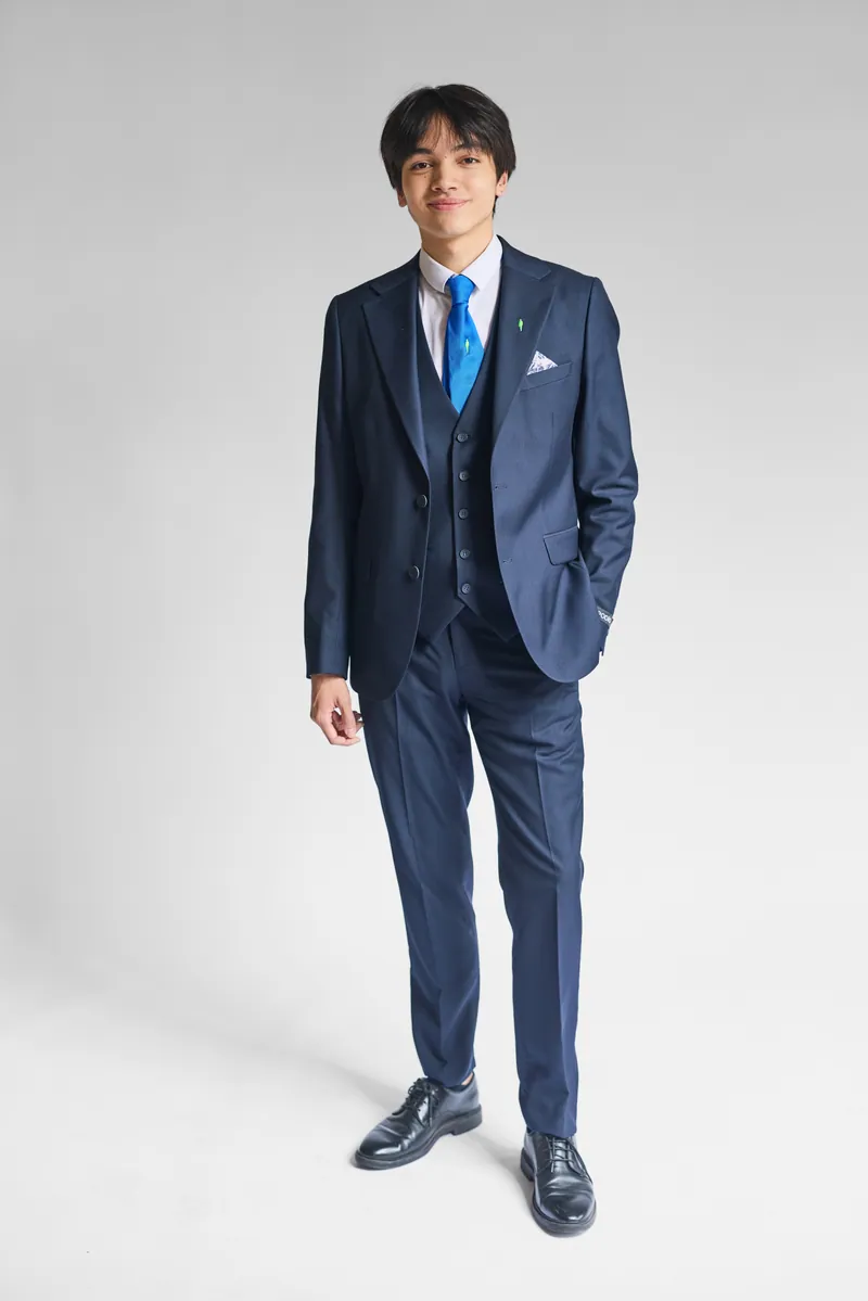 Costume bleu marine, vue 1